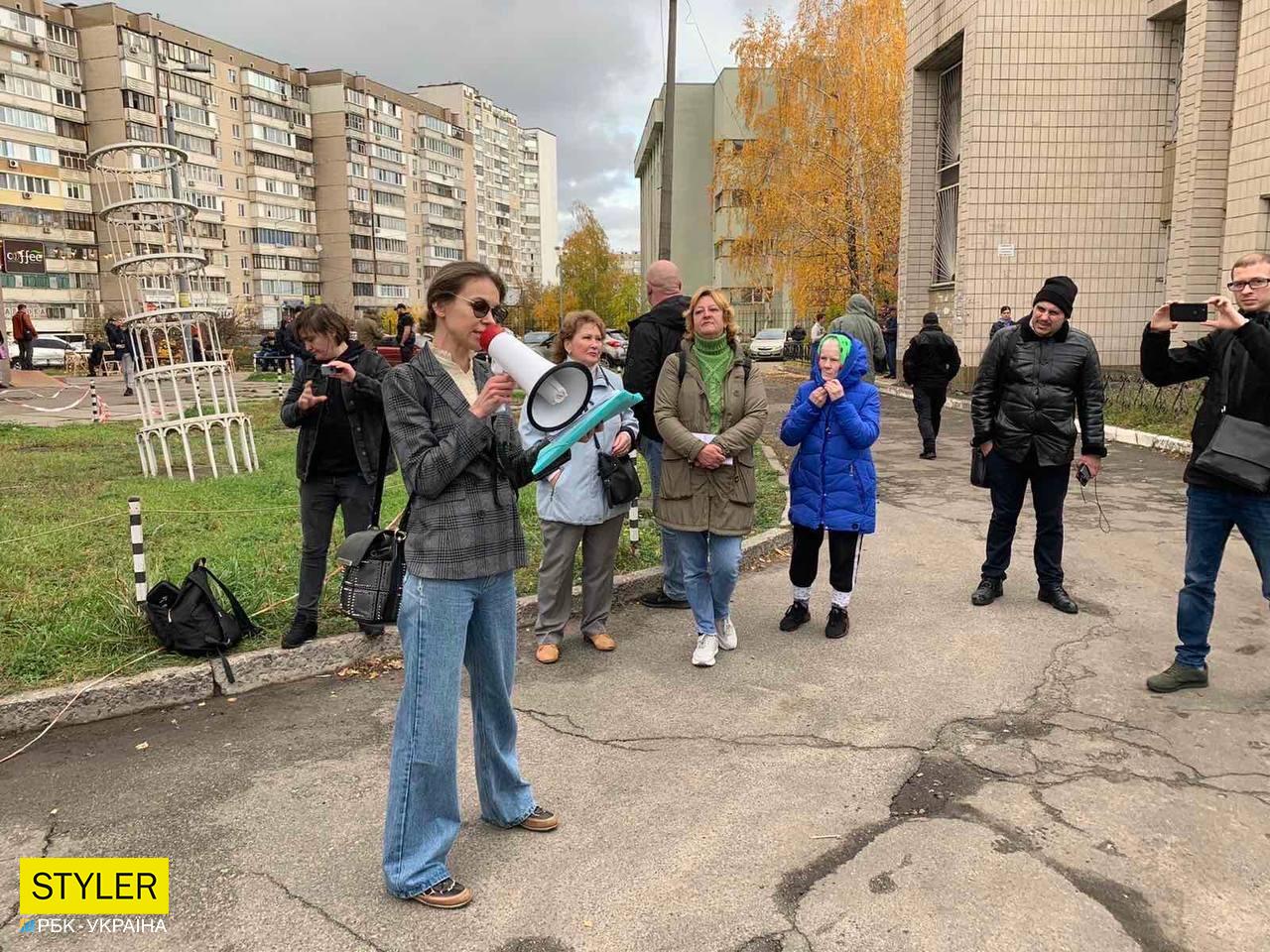 У Києві вдова ресторатора позивається до "ветерана" Маймана через будинок